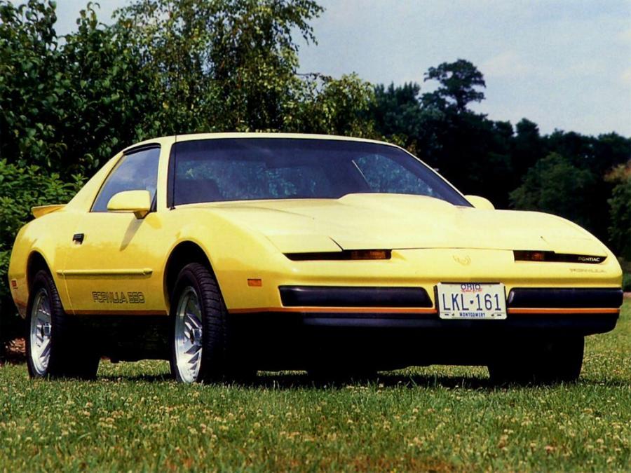  Pontiac Firebird Formula 350 1987 года  (фото 1 из 3)
